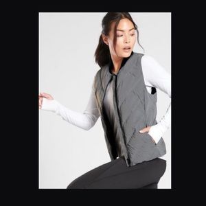 Reflective Inlet Vest Athleta sz M